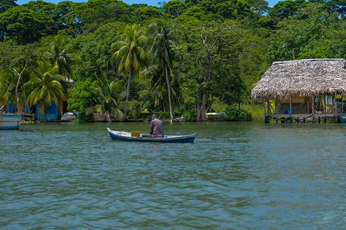 IS LIVINGSTON WORTH VISITING? PROS AND CONS OF GUATEMALA CARIBBEAN TOWN OF LIVINGSTON