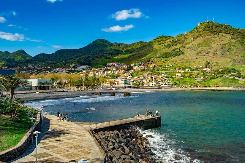 http://patisjourneywithin.com/awesome-things-to-do-in-machico-madeira/