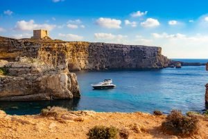 Things to know before travelling to Malta / Malta travel Tips